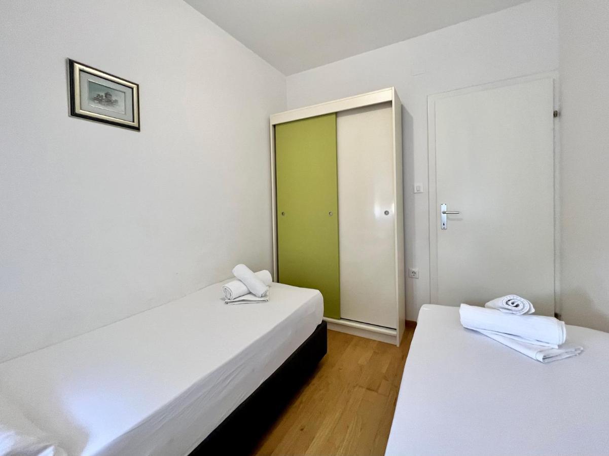 B88 Apartments - Vila Palma Sveti Filip i Jakov Exteriér fotografie