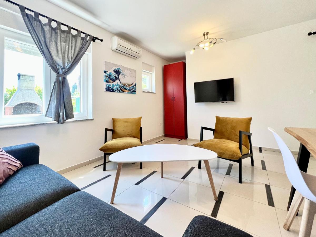 B88 Apartments - Vila Palma Sveti Filip i Jakov Exteriér fotografie