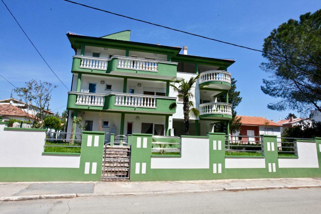 B88 Apartments - Vila Palma Sveti Filip i Jakov Exteriér fotografie