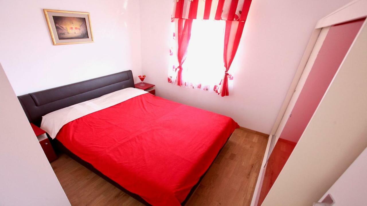 B88 Apartments - Vila Palma Sveti Filip i Jakov Exteriér fotografie