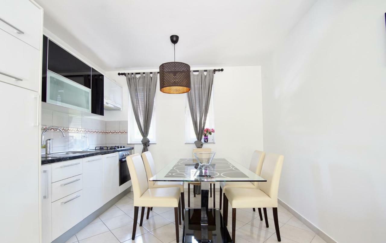 B88 Apartments - Vila Palma Sveti Filip i Jakov Exteriér fotografie